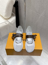 China Replica LV Women Shoes 105usd Only
